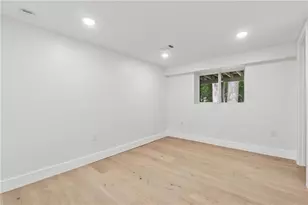 1542 Lavista Rd, Atlanta, GA 30329 - Photo 25