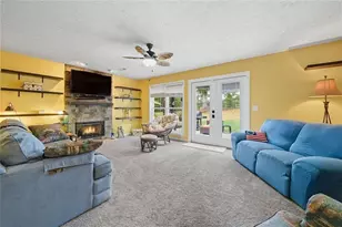 95 Tyler Woods Dr, Sharpsburg, GA 30277 - Photo 15