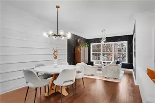 12825 Doe Dr, Alpharetta, GA 30004 - Photo 19