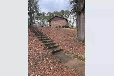 646 Garden Walk Drive, Stone Mountain, GA 30083 - Photo 3