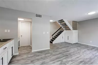 7325 Cardigan Circle, Atlanta, GA 30328 - Photo 3