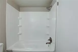 7325 Cardigan Circle, Atlanta, GA 30328 - Photo 9