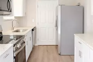 3989 Darryl Ln, Gainesville, GA 30506 - Photo 5