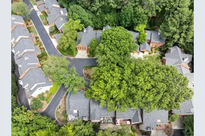 40 Ivy Chase NE, Atlanta, GA 30342 - Photo 35