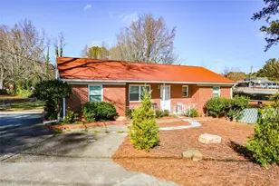 605 Floyd Dr SE, Smyrna, GA 30082 - Photo 3