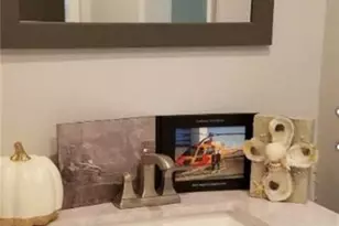 649 Crest Dr, Lawrenceville, GA 30046 - Photo 9