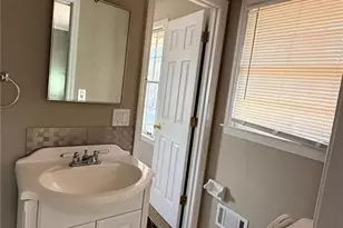 649 Crest Dr, Lawrenceville, GA 30046 - Photo 17