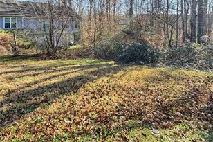 2568 Walden Lake Dr, Decatur, GA 30035 - Photo 13