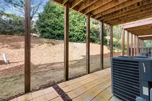 2415 Misty Hollow Pl, Atlanta, GA 30337 - Photo 31