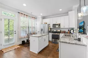 2415 Misty Hollow Pl, Atlanta, GA 30337 - Photo 9