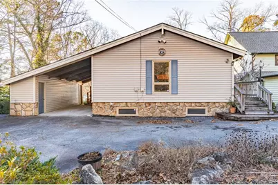 8704 Lake Drive, Snellville, GA 30039 - Photo 15