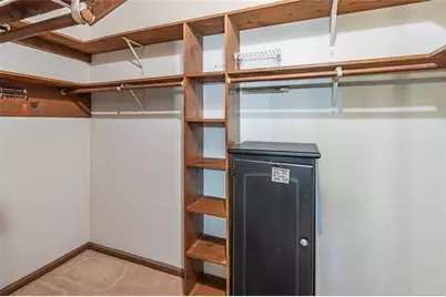 8704 Lake Drive, Snellville, GA 30039 - Photo 31