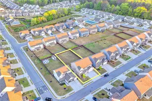 618 Caryle Trl Ln, Loganville, GA 30052 - Photo 75