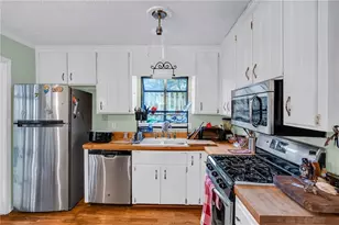 2894 McPherson Rd NE, Roswell, GA 30075 - Photo 3