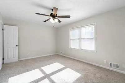 7562 Asbury Manor Drive, Lithonia, GA 30058 - Photo 17