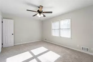 7562 Asbury Manor Dr, Lithonia, GA 30058 - Photo 17