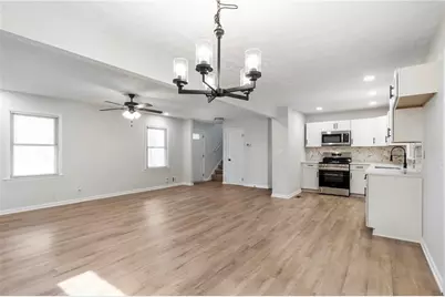 7562 Asbury Manor Drive, Lithonia, GA 30058 - Photo 9