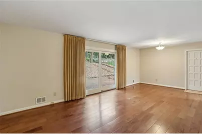 2556 Defoors Ferry Road NW, Atlanta, GA 30318 - Photo 13