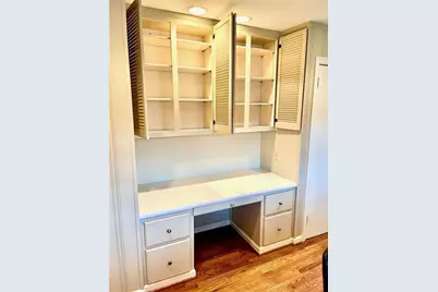 2556 Defoors Ferry Road NW, Atlanta, GA 30318 - Photo 9