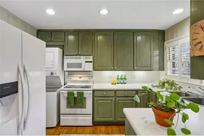 2556 Defoors Ferry Road NW, Atlanta, GA 30318 - Photo 3