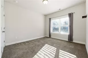 318 Lantana Ln, Woodstock, GA 30188 - Photo 25