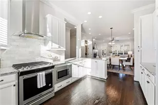 318 Lantana Ln, Woodstock, GA 30188 - Photo 9