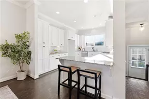 318 Lantana Ln, Woodstock, GA 30188 - Photo 5