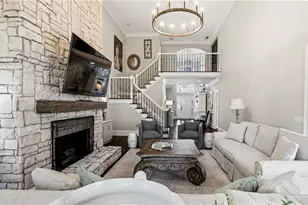 215 Woodchase Close NE, Atlanta, GA 30319 - Photo 3