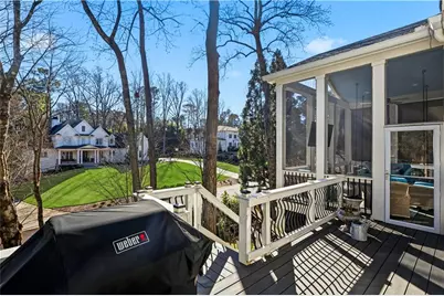 215 Woodchase Close NE, Atlanta, GA 30319 - Photo 17