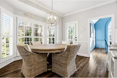 215 Woodchase Close NE, Atlanta, GA 30319 - Photo 19