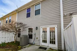 1749 Oak Brook Ln NW, Kennesaw, GA 30152 - Photo 37