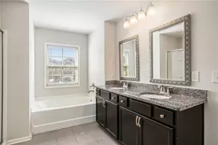 4679 Silver Mdw Dr, Buford, GA 30519 - Photo 17