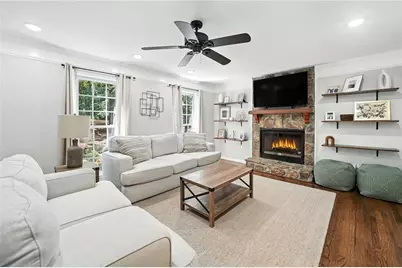 136 Plantation Trace, Woodstock, GA 30188 - Photo 5