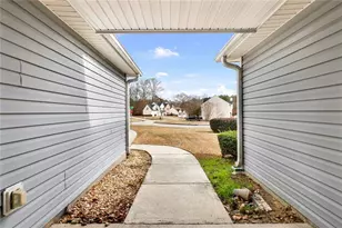 9 Cove Ct, Dallas, GA 30132 - Photo 5