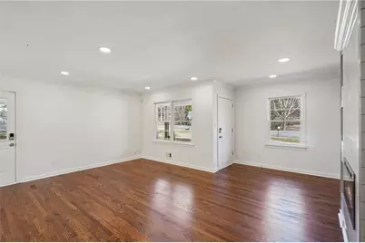 2198 Lower Roswell Road, Marietta, GA 30068 - Photo 3