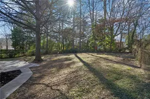 2198 Lower Roswell Rd, Marietta, GA 30068 - Photo 19