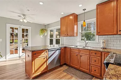 911 Brookmont Drive SW, Marietta, GA 30064 - Photo 9