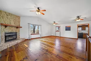 421 Cherokee Ct, Ellijay, GA 30540 - Photo 9