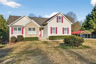 443 Beacon Dr, Maysville, GA 30558 - Photo 1