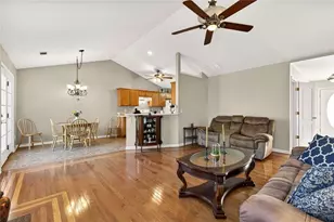 443 Beacon Dr, Maysville, GA 30558 - Photo 5