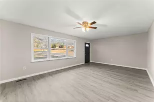 389 Skyline Dr, Toccoa, GA 30577 - Photo 7