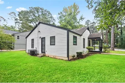 2097 Baker Road NW, Atlanta, GA 30318 - Photo 5