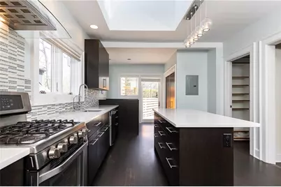 1022 Reeder Circle NE, Atlanta, GA 30306 - Photo 9