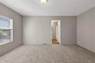 5458 Rolling Oak Ln, Buford, GA 30518 - Photo 11