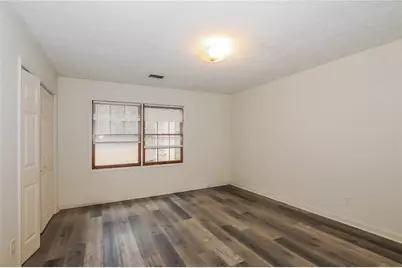 7074 Williamsburg Drive, Riverdale, GA 30274 - Photo 9