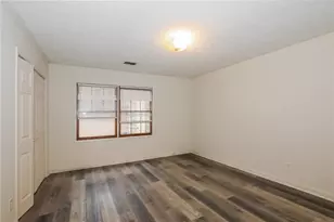 7074 Williamsburg Dr, Riverdale, GA 30274 - Photo 9