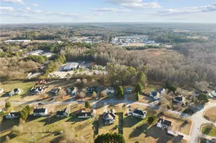 1541 Wynfield Dr, Auburn, GA 30011 - Photo 45