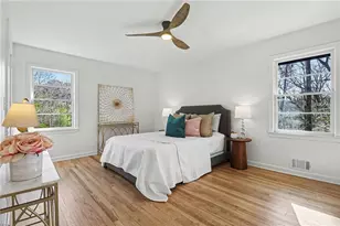 2465 Sunset Dr NE, Atlanta, GA 30345 - Photo 13