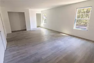 1471 Centra Villa Dr SW, Atlanta, GA 30311 - Photo 7