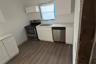 1471 Centra Villa Dr SW, Atlanta, GA 30311 - Photo 11